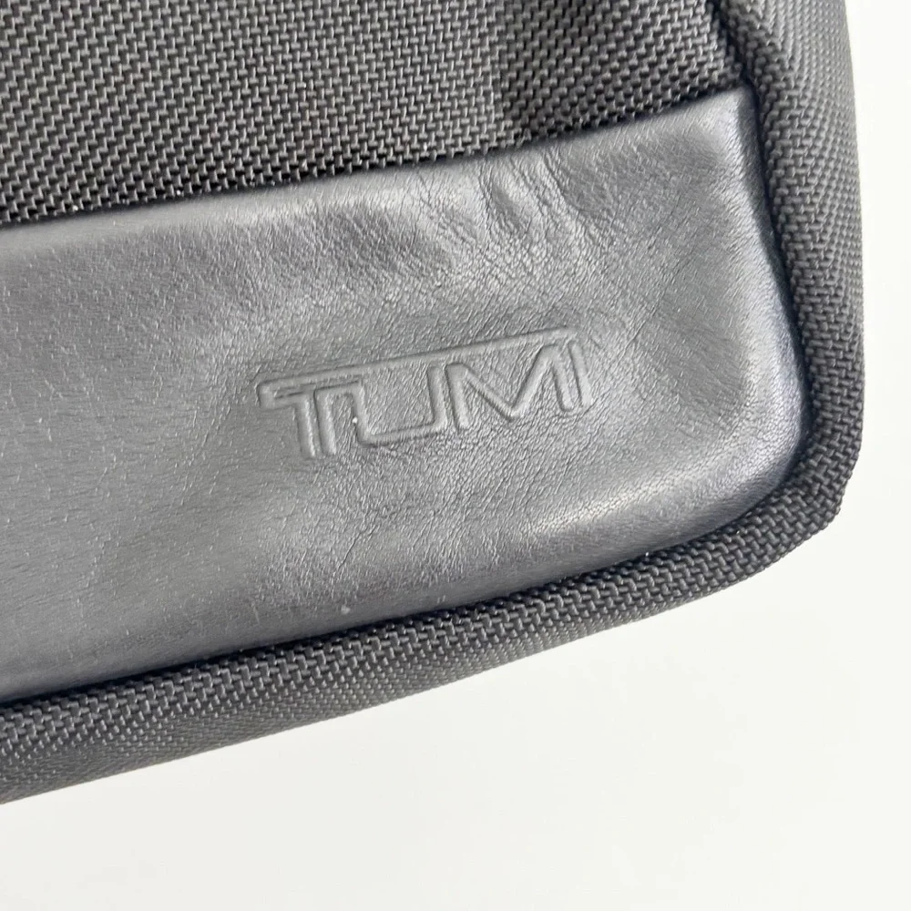 TUMI Laptop Briefcase Art Folio Zip Case Bag in Black BALLISTIC Nylon/Leather